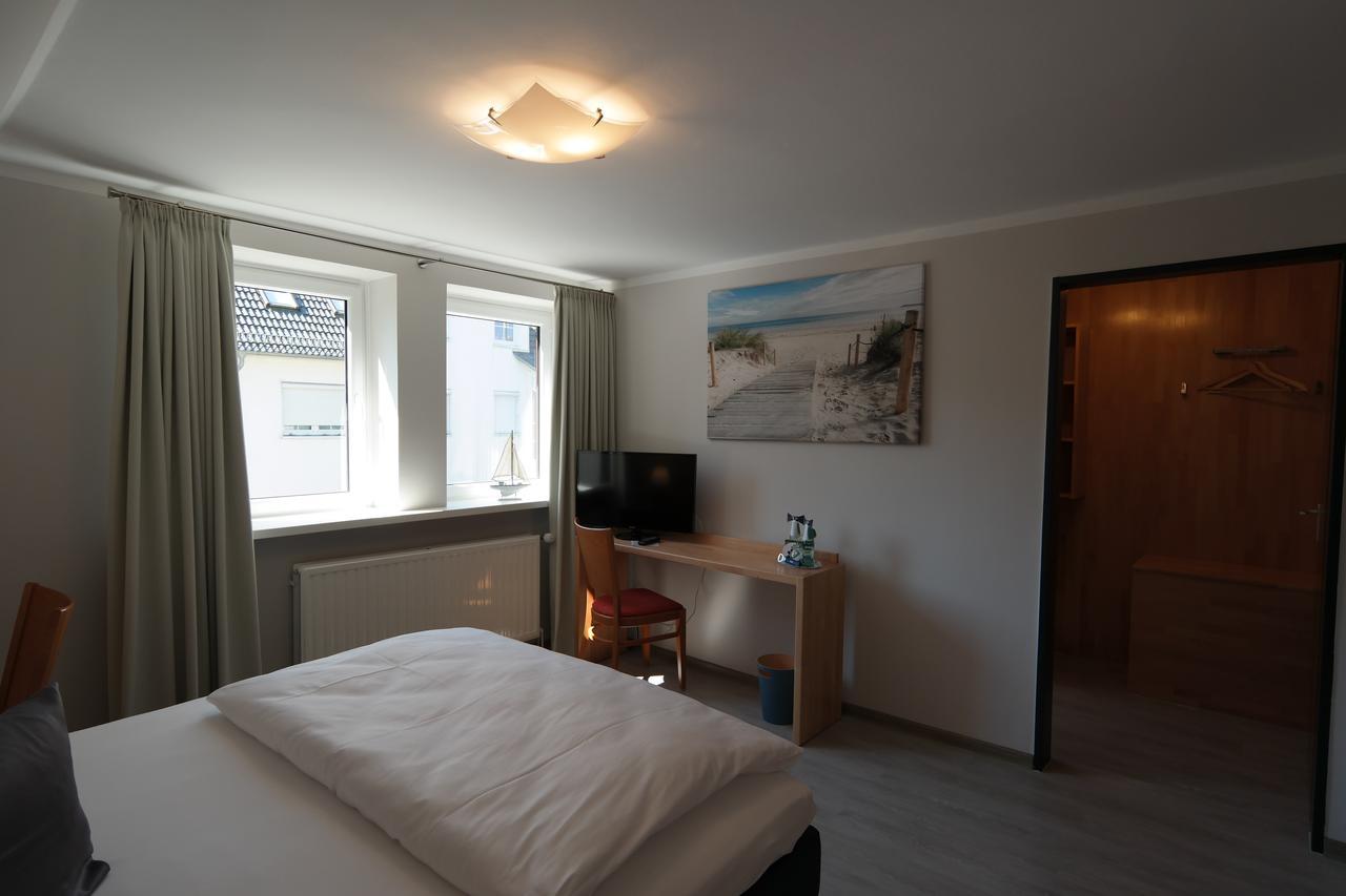 Hotel Lindas Oyten Exteriör bild